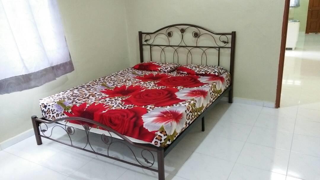 Homestay Mimie Gemas Экстерьер фото